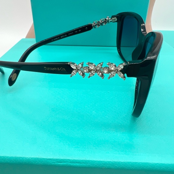 🔴🆑Authentic Tiffany & Co. Black Sunglasses🆑🔴 - Picture 2 of 9